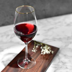 Kieliszki do wina ze złotym paskiem Splendour GOLD