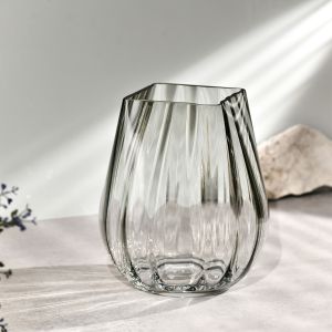 Masywny wazon z kwadratowym brzegiem ryflowany 25,5 cm dymny