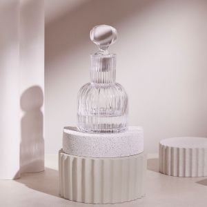 Ryflowana marszałkowska karafka Vintage 650 ml