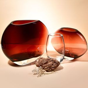 Burgundowy płaski wazon 21 cm