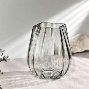 Masywny wazon z kwadratowym brzegiem ryflowany 25,5 cm dymny