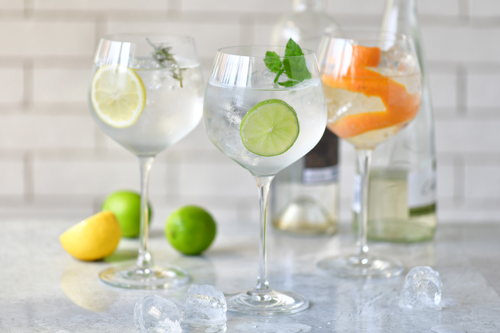 Gra na kieliszkach – dlaczego szkło wydaje dźwięk? Gra na kieliszkach – dlaczego szkło wydaje dźwięk?