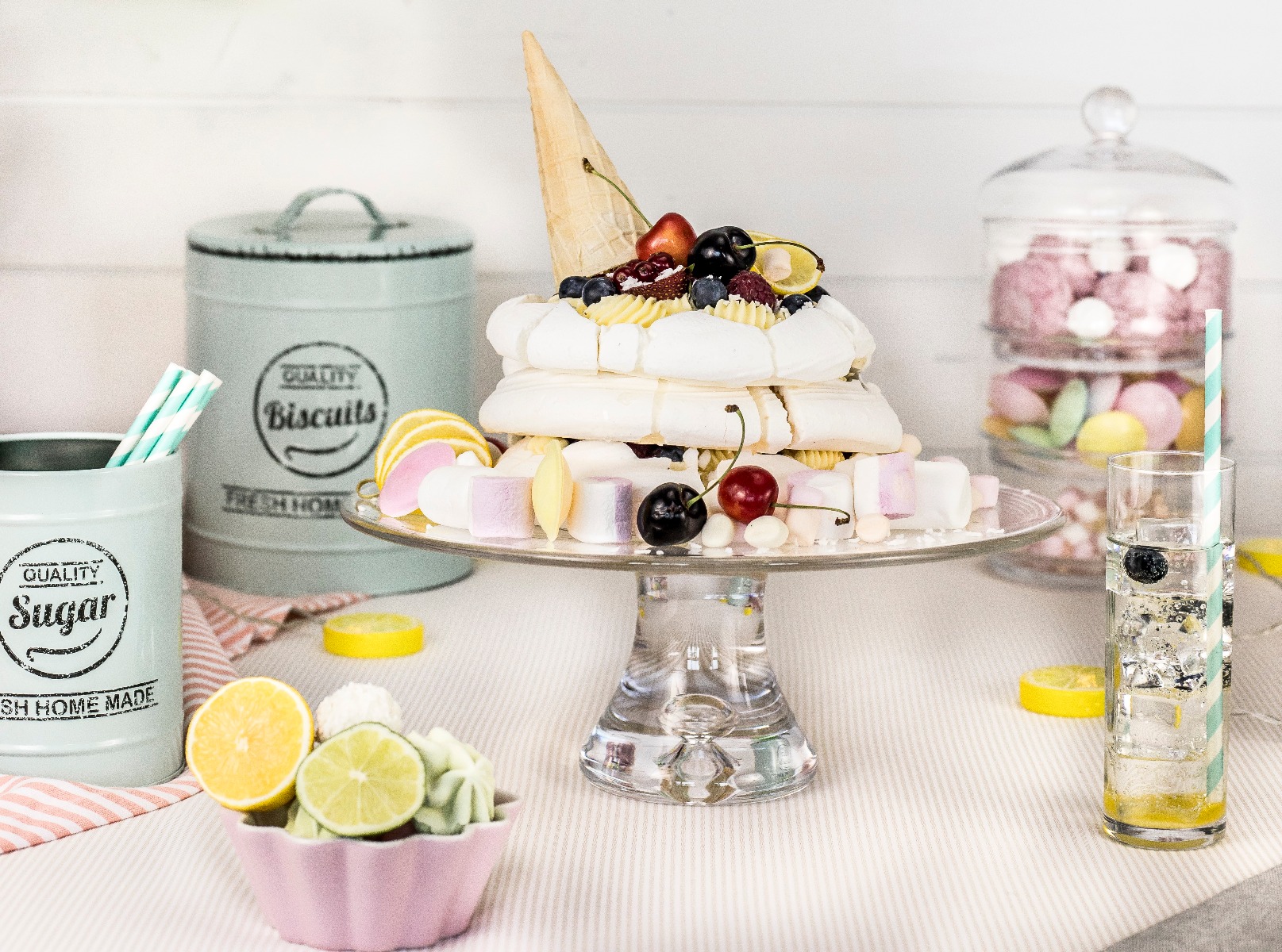 Najpiękniejsze patery do ciast i tortów marki KROSNO Najpiękniejsze patery do ciast i tortów marki KROSNO