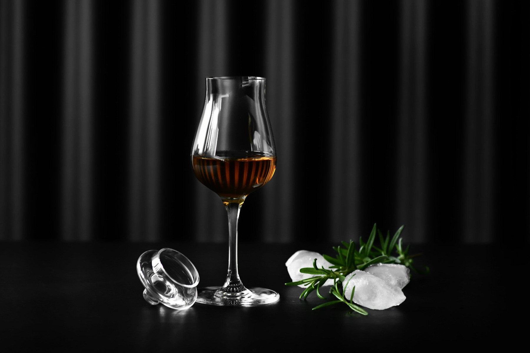 Jakie szklanki do whisky wybrać? Poradnik - blog KROSNO